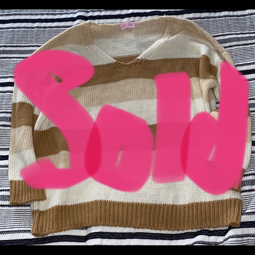 New pink lily sweater size small